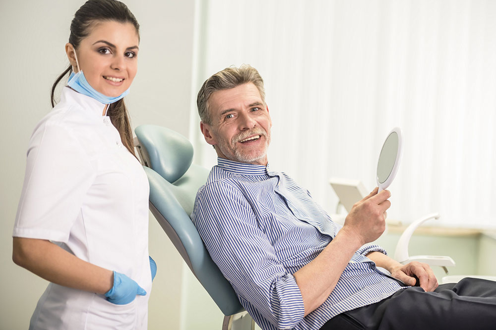 Pros and cons of placing dental sealants