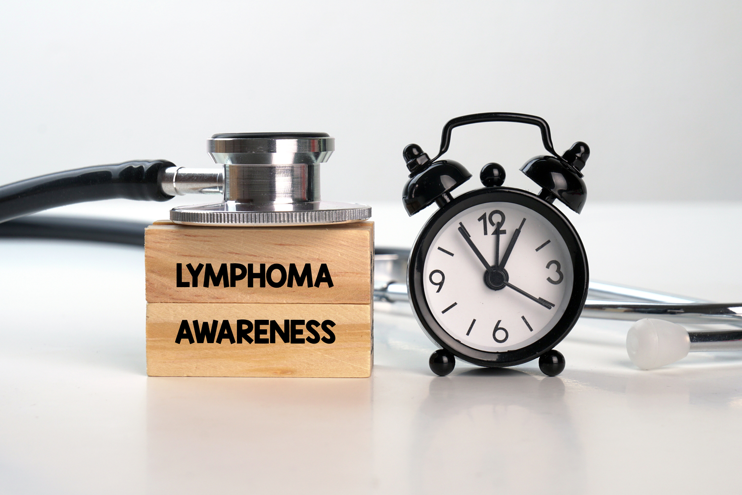 Non-Hodgkin&#8217;s lymphoma: Causes, symptoms, and treatment